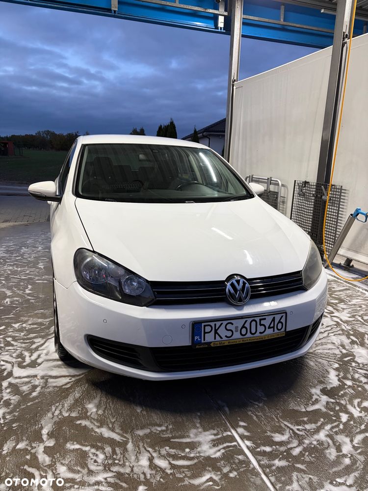 Volkswagen Golf - 1