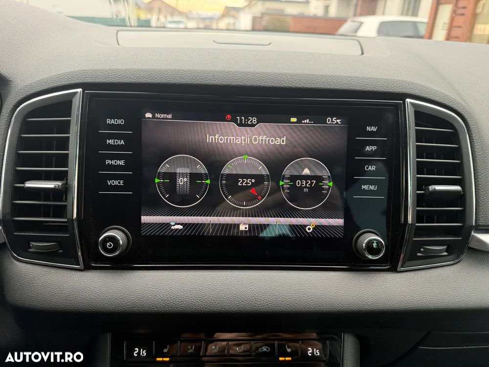 Skoda Karoq 1.5 TSI ACT 4x4 DSG Style - 4