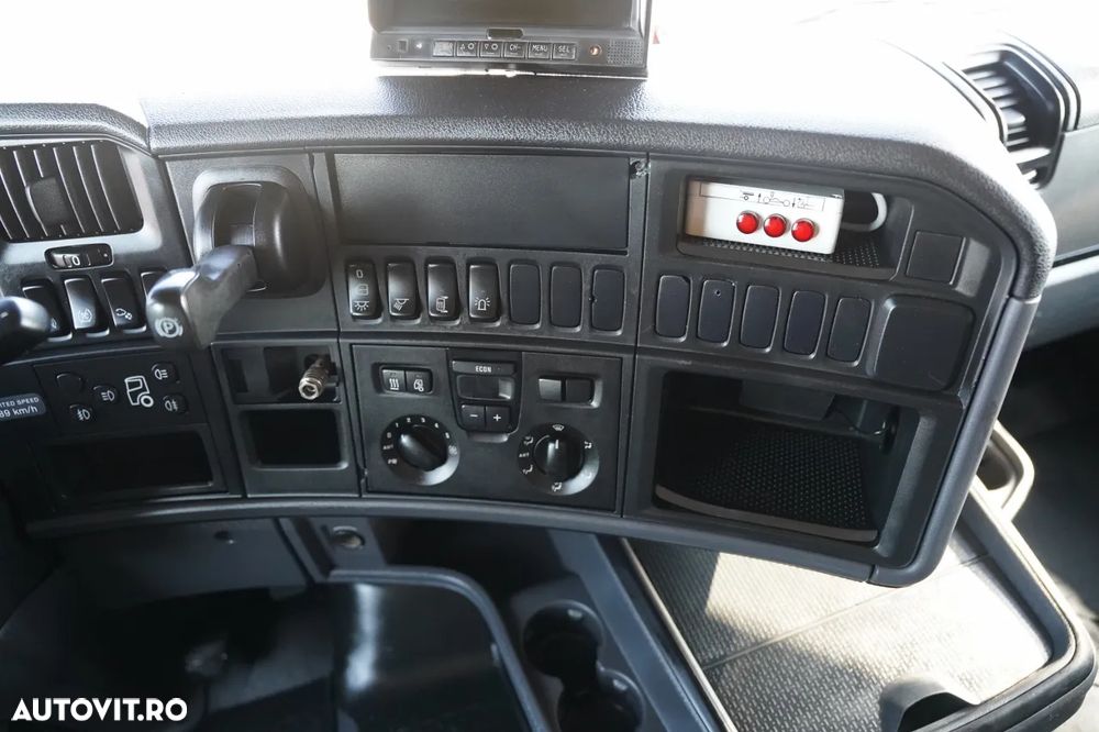 Scania R 360 / 4x2 / SISTEM CÂRLIG (HOOKLIFT) / HIAB XP20S51 / CAPACITATE MAXIMĂ: 20 T / CUTIE MANUALĂ / - 28
