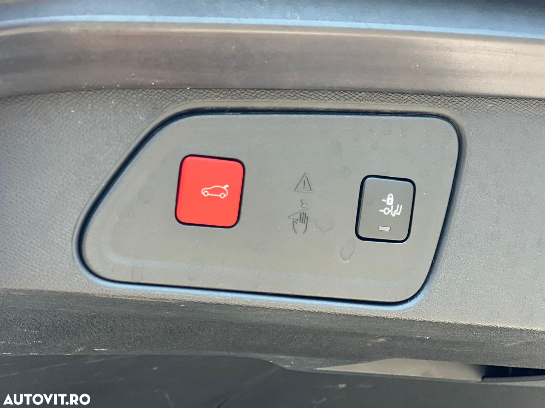 Peugeot 3008 PHEV EAT8 GT Pack - 24