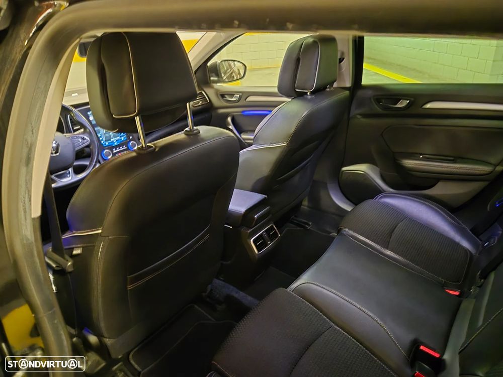 Renault Mégane Sport Tourer 1.5 dCi Bose Edition EDC - 35