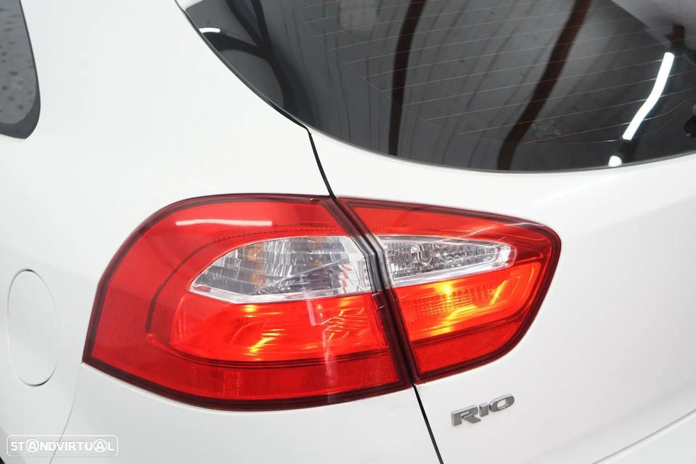 Kia Rio 1.1 CRDi LX - 12
