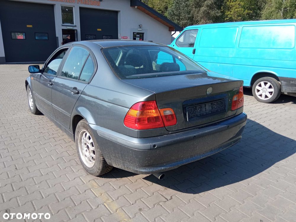 BMW E46 318 i  (1995 ccm / 105 kW / 143 KM) *na części* - 3