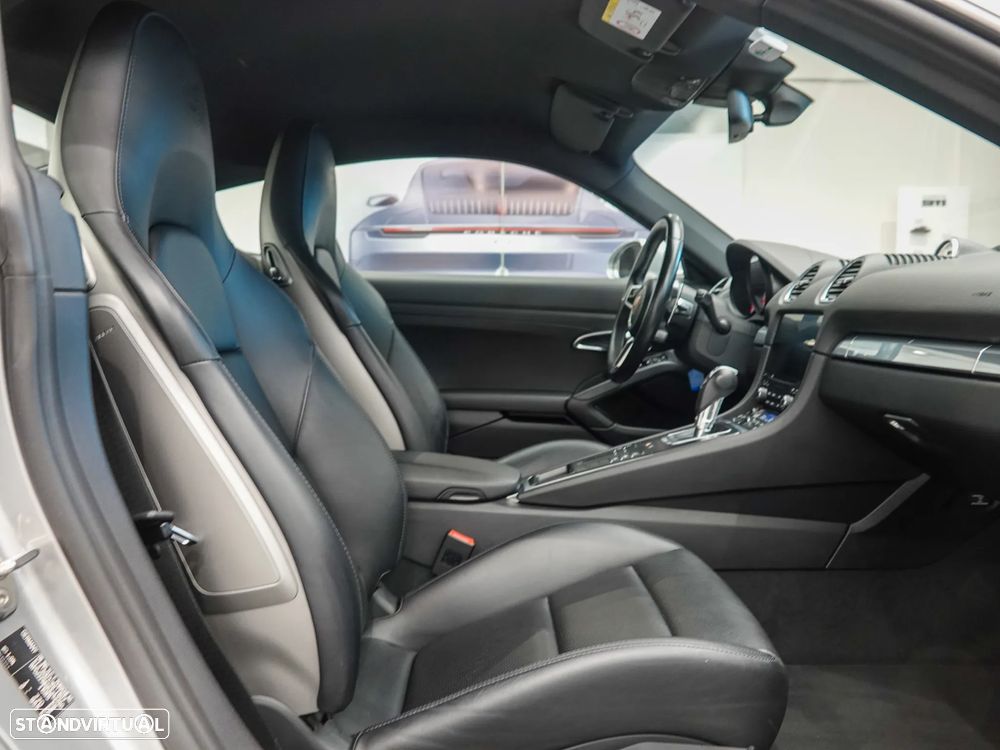Porsche 718 - 15