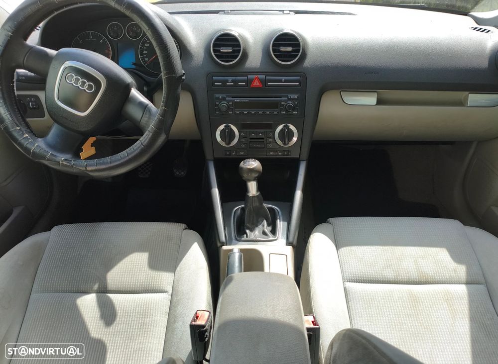 Audi A3 Sportback 1.9 TDi - 4