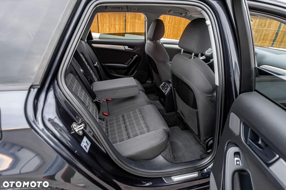 Audi A4 Avant 2.0 TDI S tronic quattro sport - 35