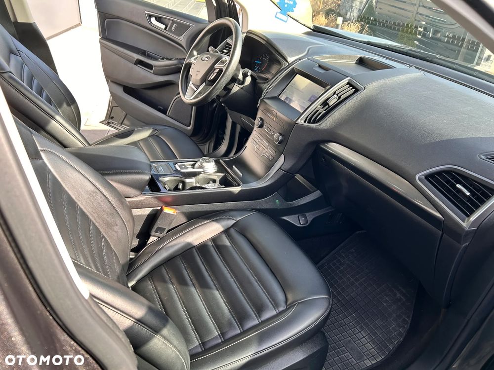 Ford Edge - 10