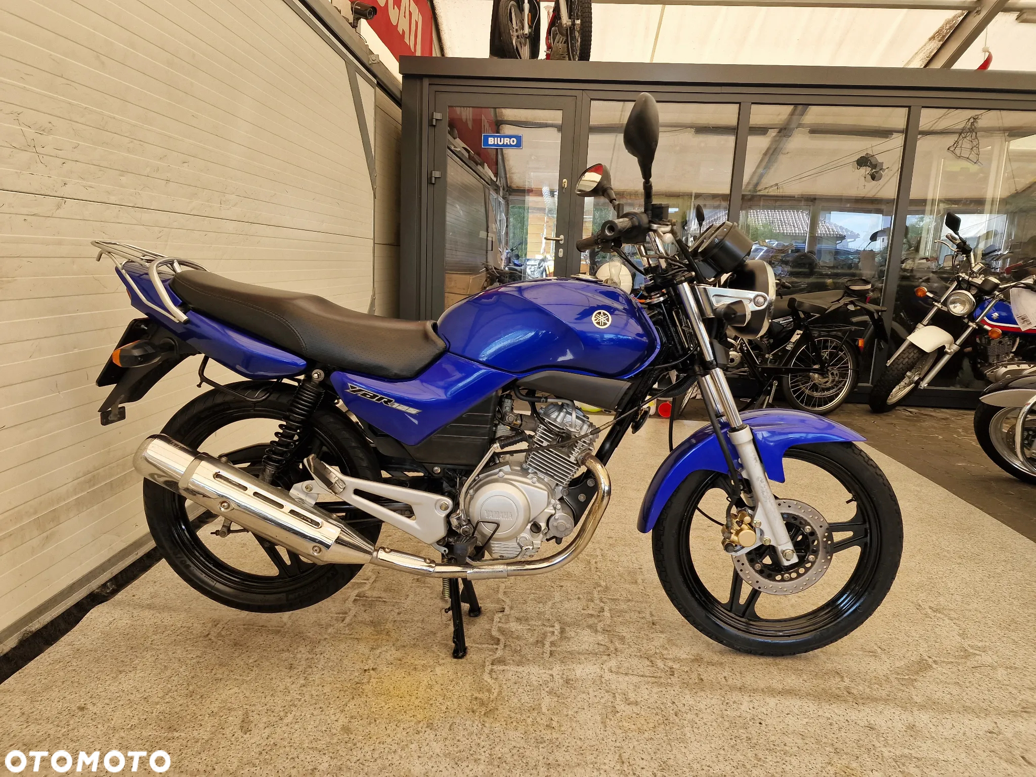 Yamaha YBR - 16