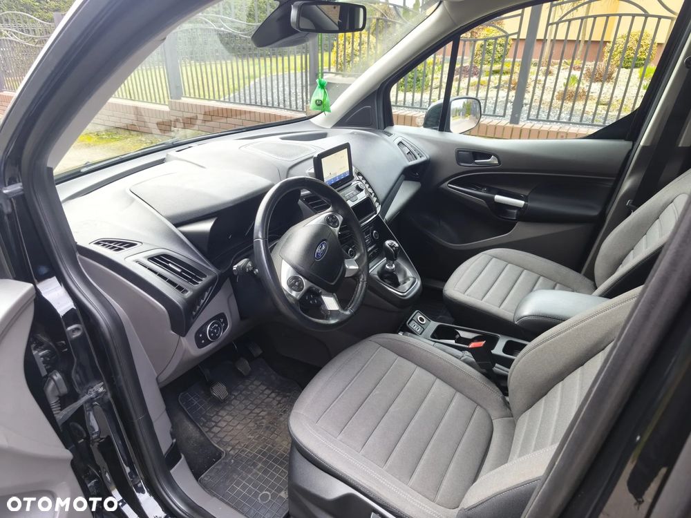 Ford Tourneo Connect Grand - 9