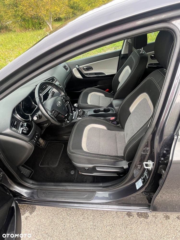 Kia Ceed 1.6 GDI Platinum Edition - 14