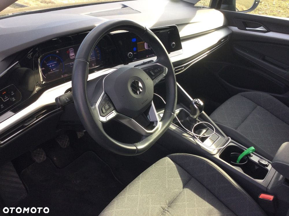 Volkswagen Golf 2.0 TDI SCR Life - 20