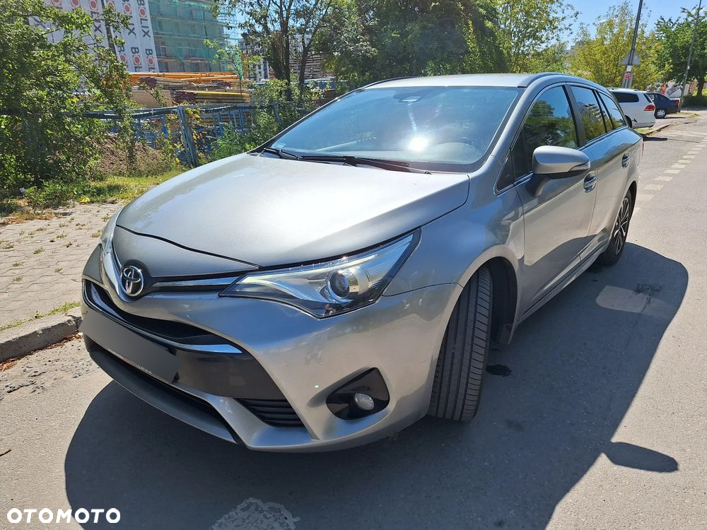 Toyota Avensis 1.8 Premium MS - 15