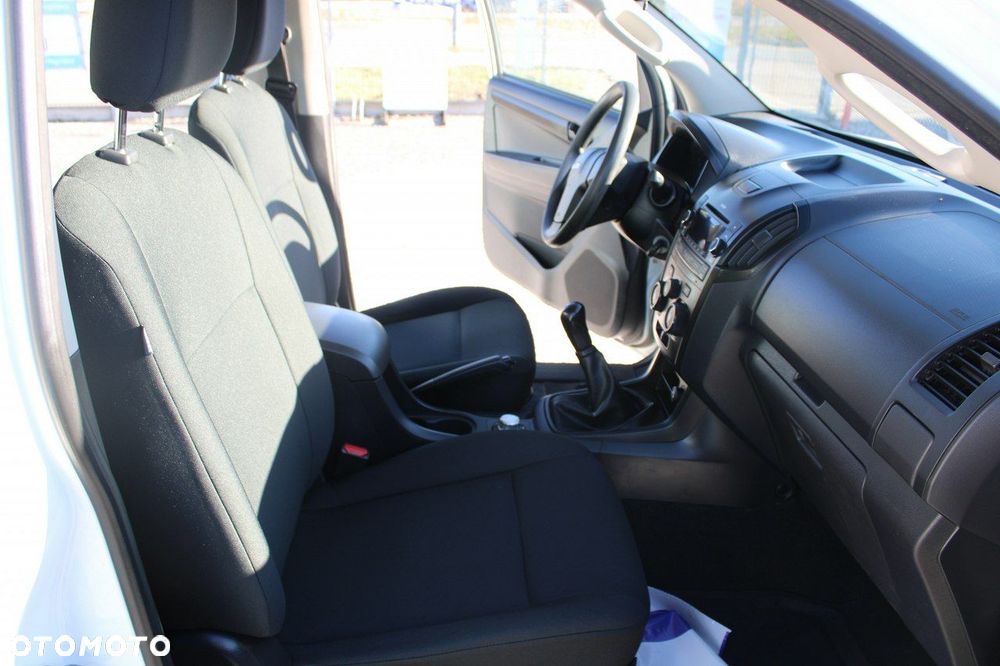 Isuzu D-Max 1.9 DC L - 16