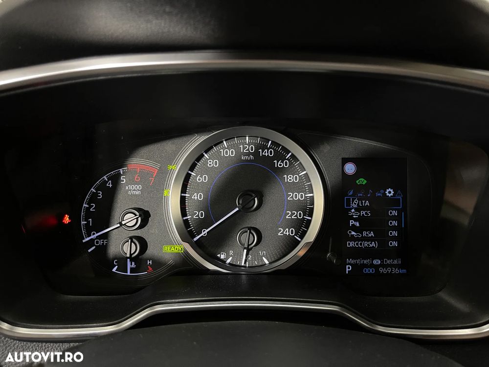 Toyota Corolla 1.8 Business Edition - 25