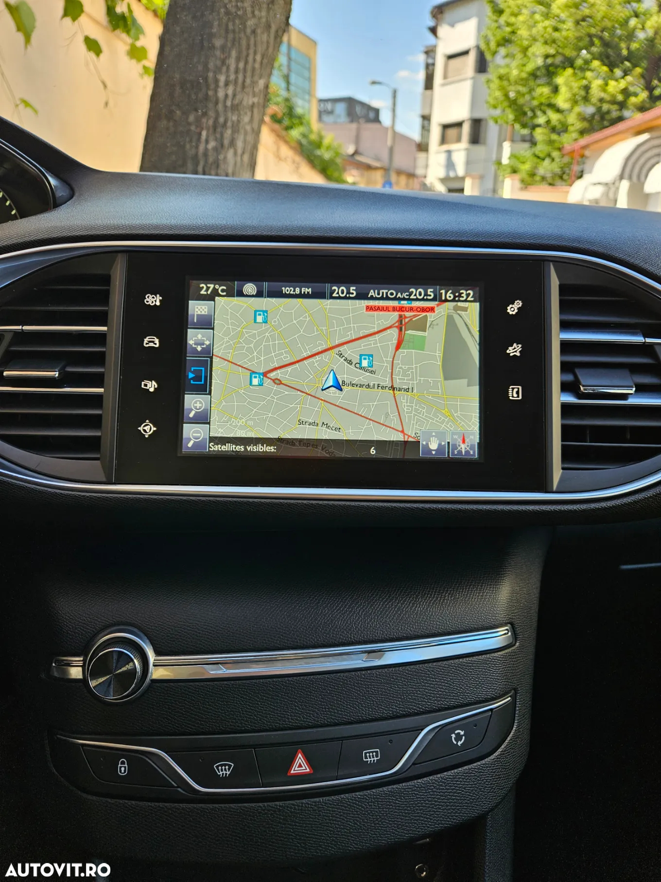 Peugeot 308 SW 1.6 e-HDI FAP STT Active - 13