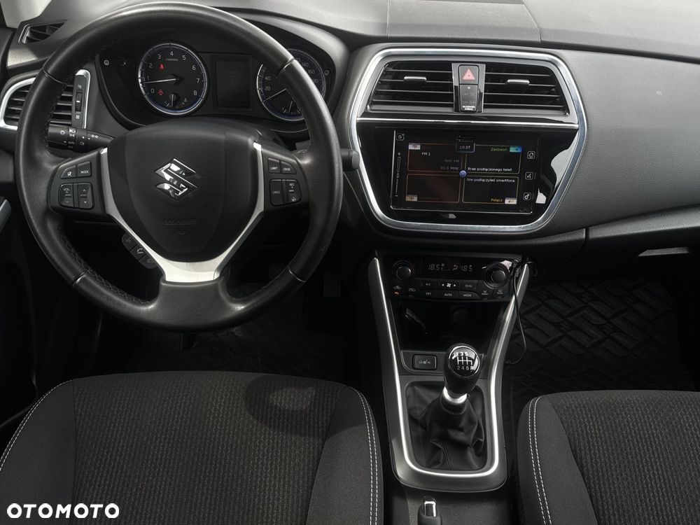 Suzuki SX4 S-Cross 1.4 T Premium - 14