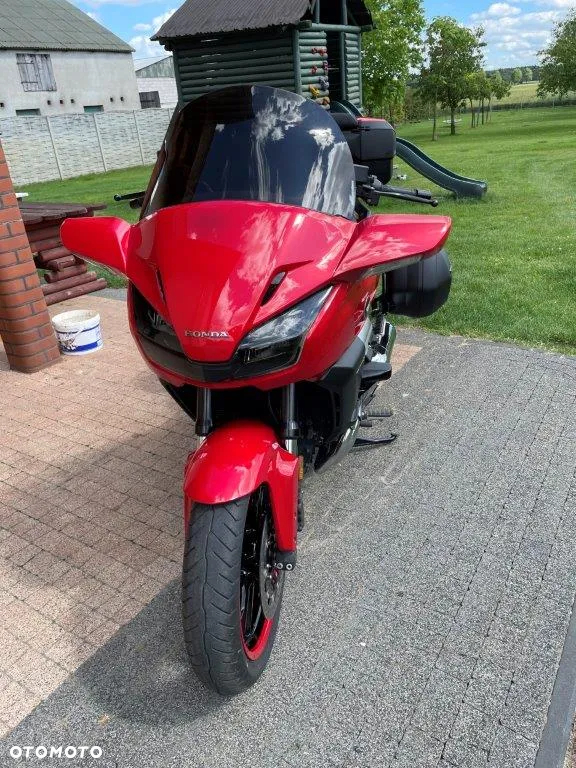 Honda CTX - 35