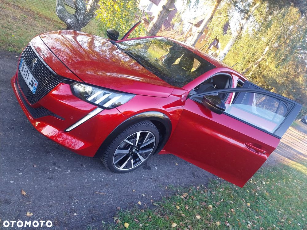 Peugeot 208 2020 photo 2