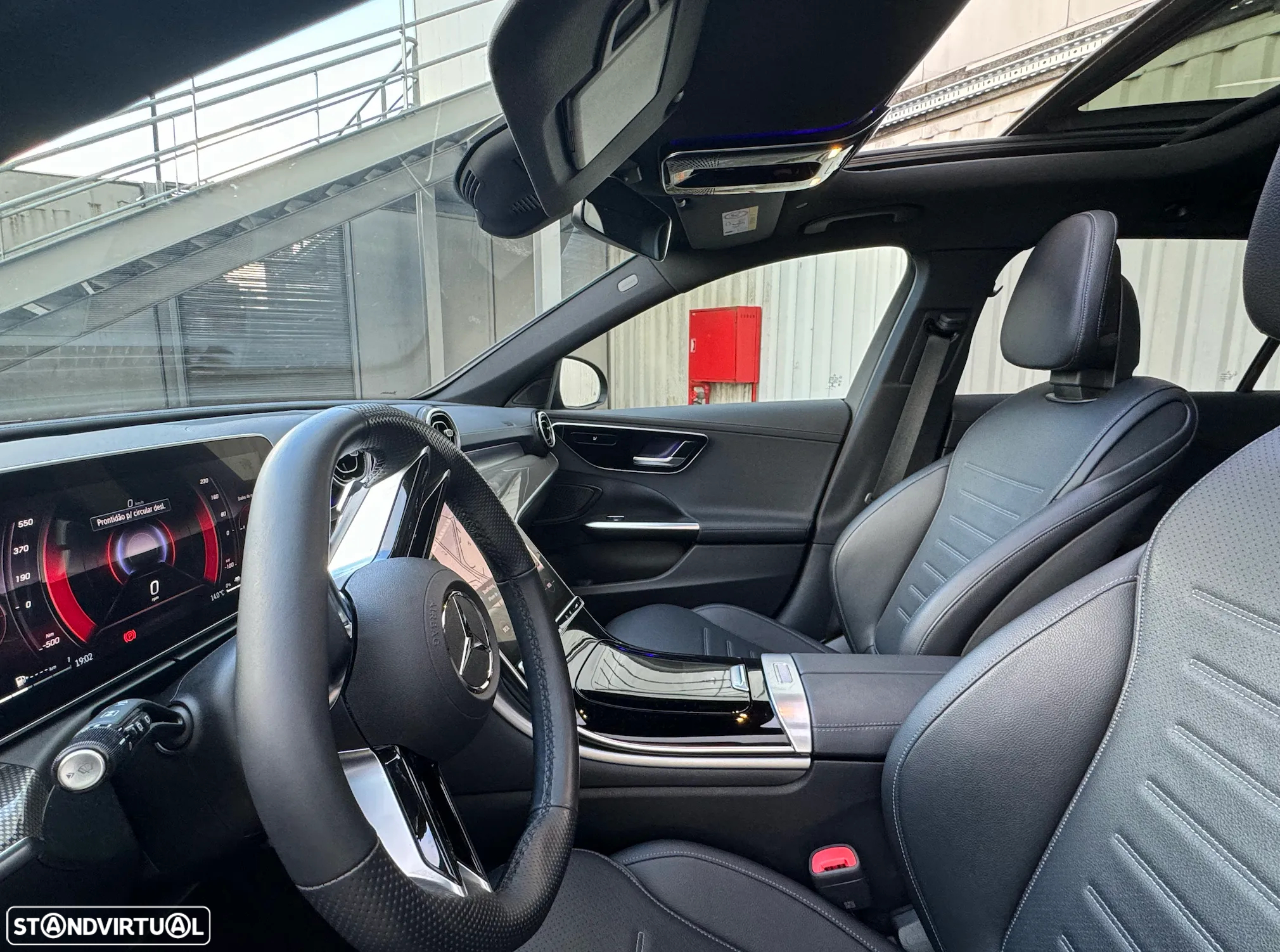 Mercedes-Benz C 300 e AMG Line - 16