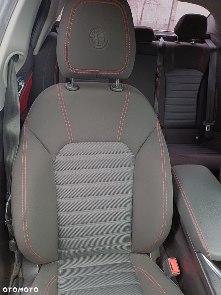 Alfa Romeo Giulia 2.0 Turbo Business - 7