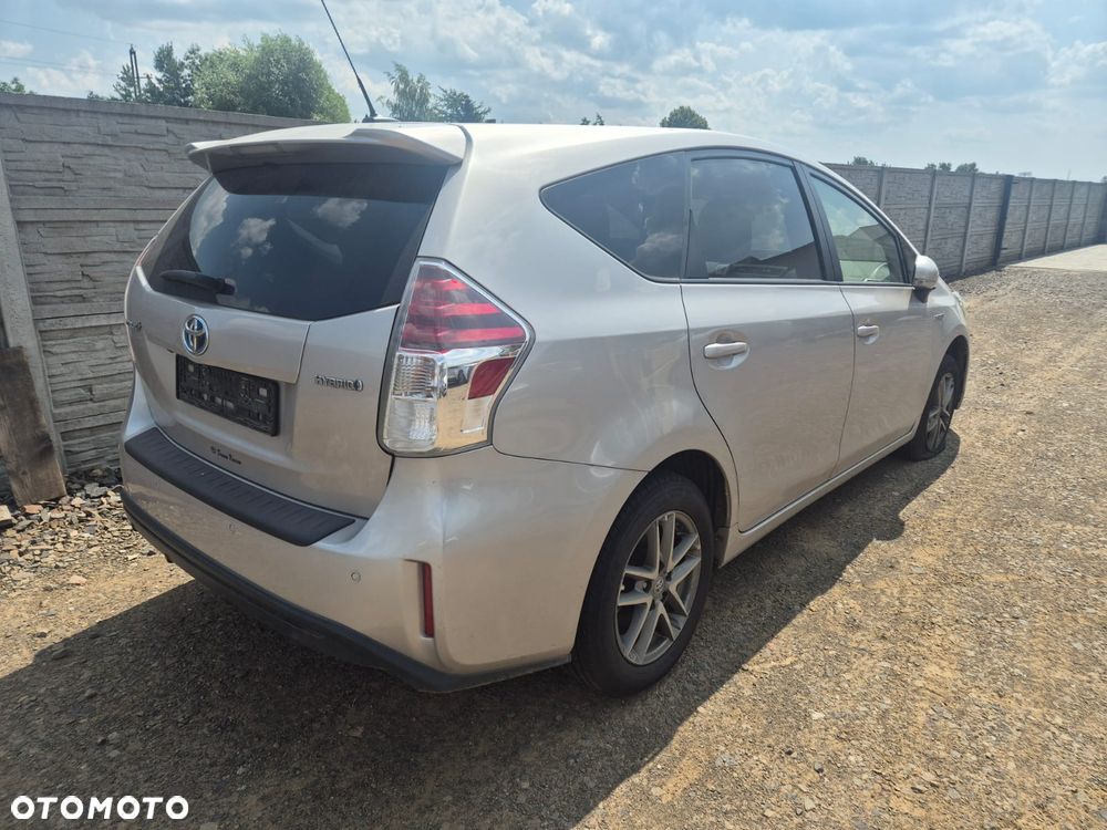 Toyota Prius+ (Hybrid) - 2