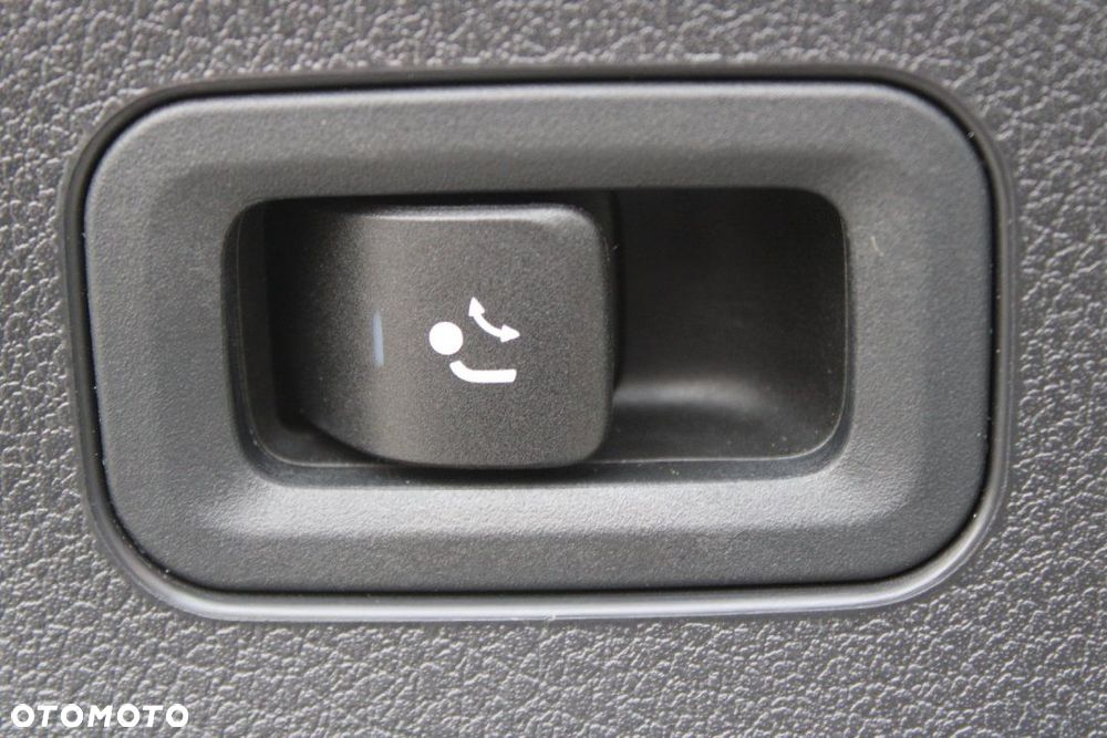 Mercedes-Benz CLA - 14