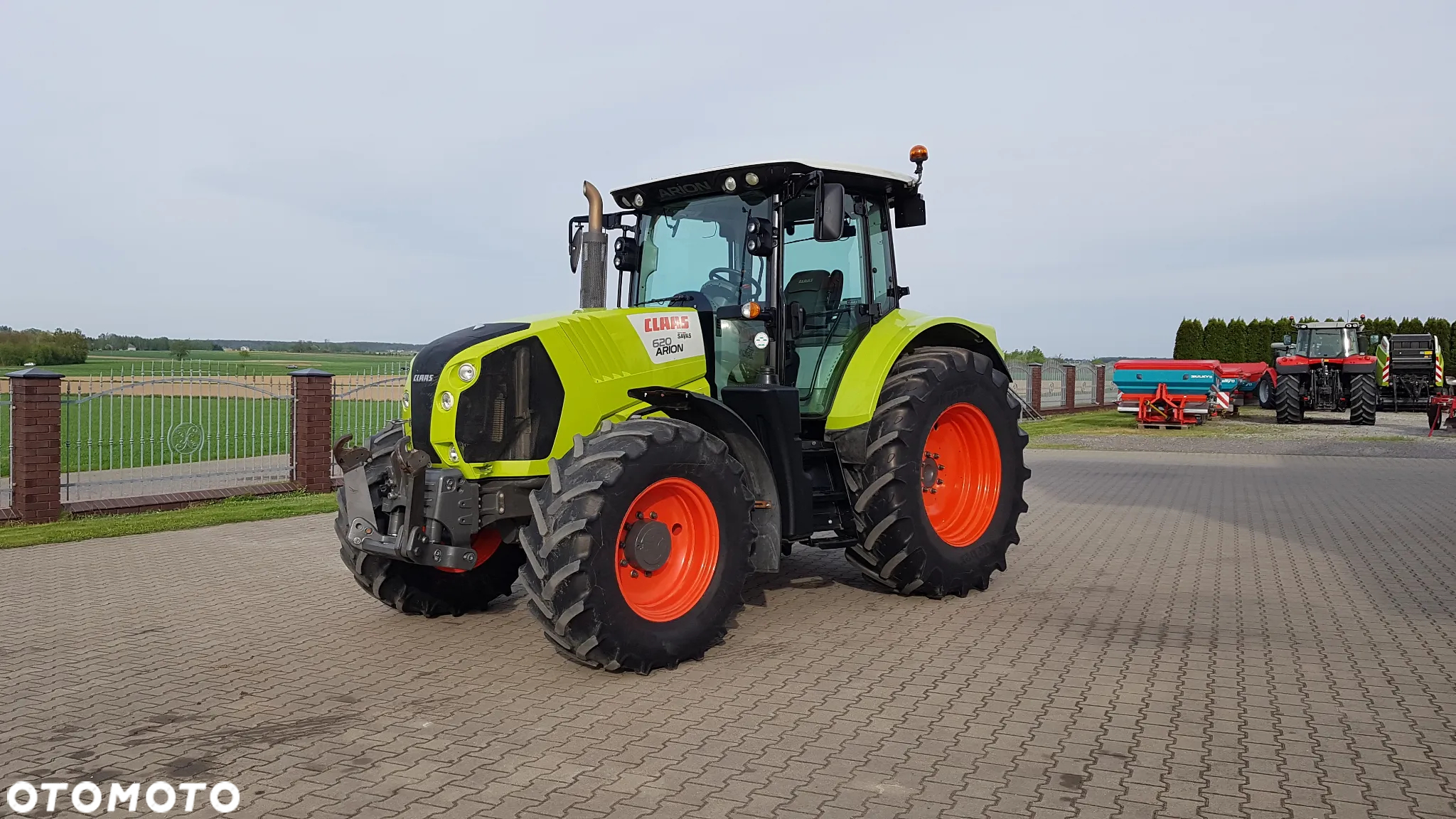 Claas ARION 620 2013R - 2