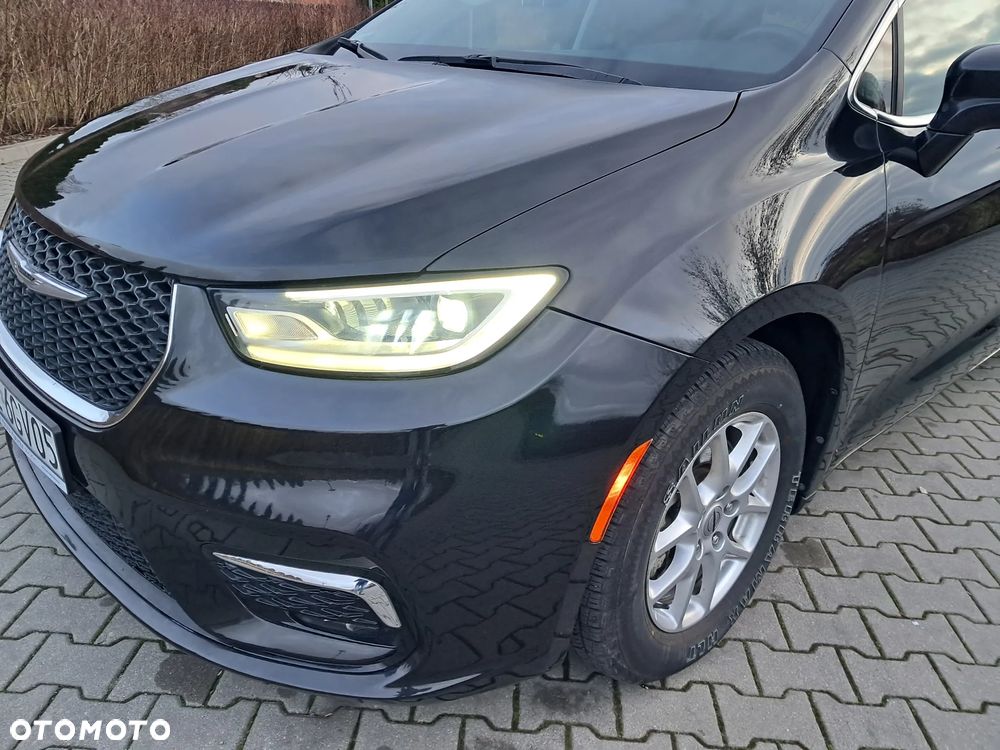 Chrysler Pacifica - 38