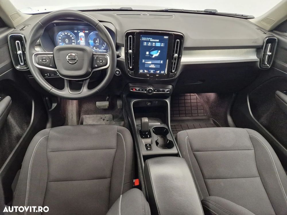Volvo XC 40 - 5