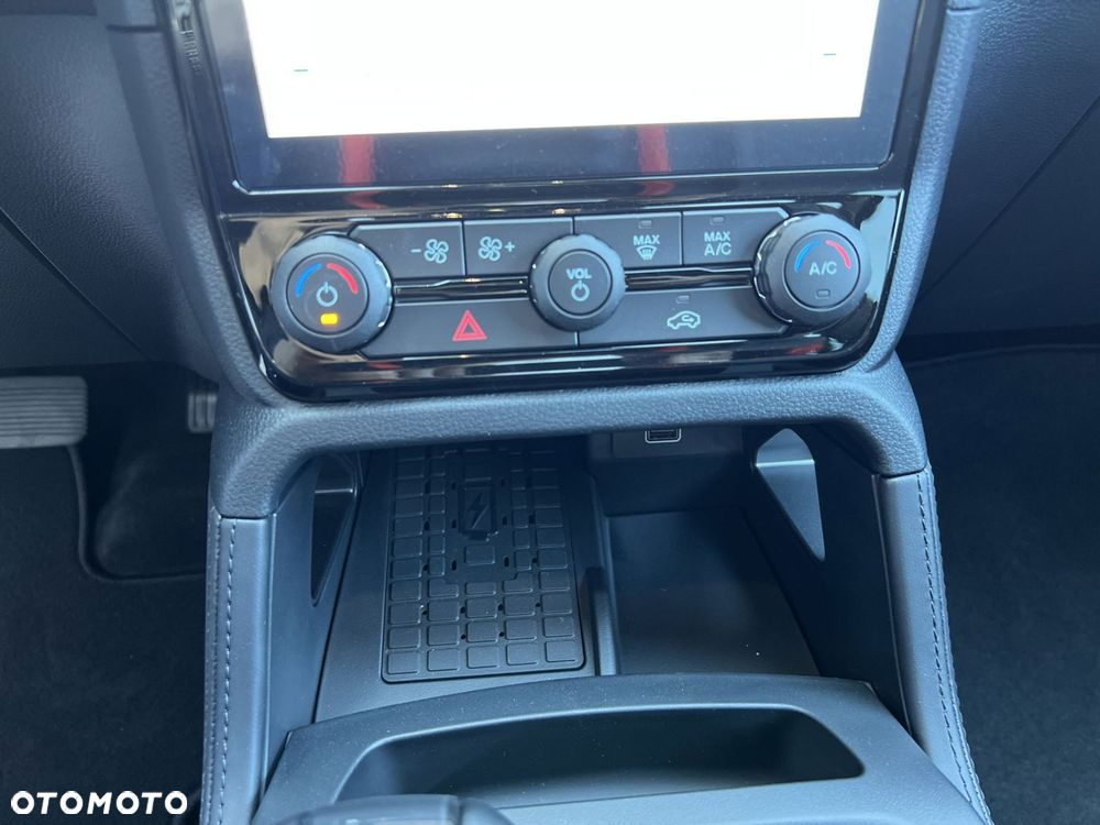 Ford Ranger - 32