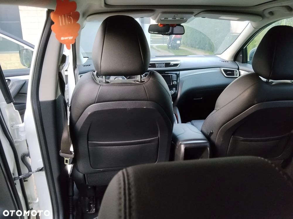 Nissan Qashqai 1.3 DIG-T N-Connecta - 9