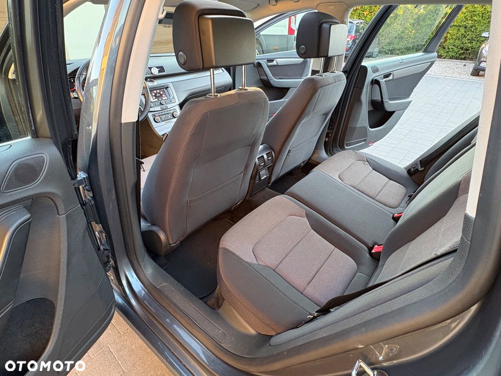 Volkswagen Passat 1.4 TSI Highline - 17