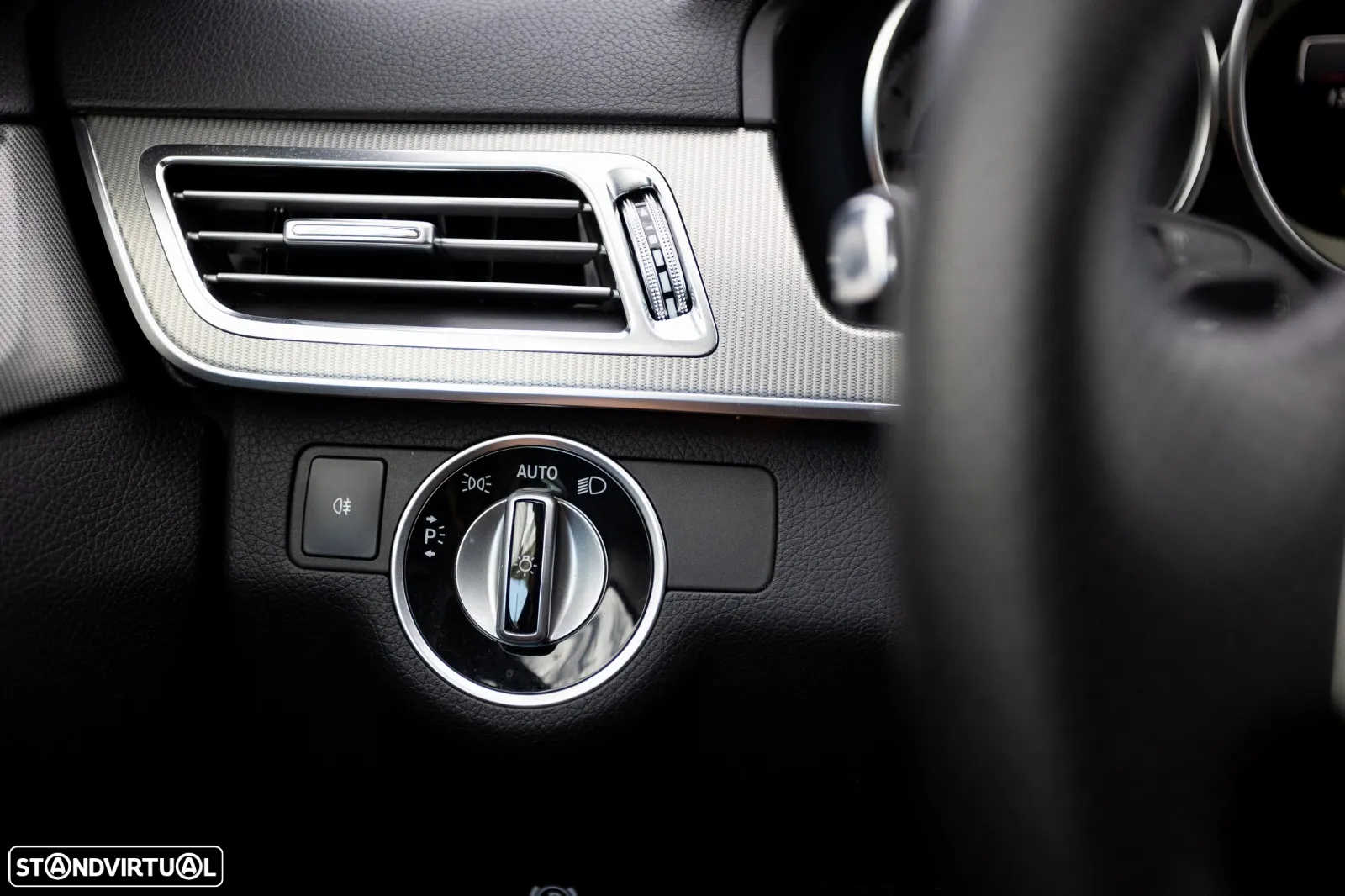 Mercedes-Benz E 350 BlueTEC Avantgarde 4-Matic - 41