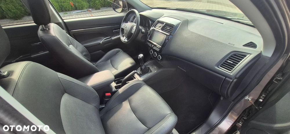Mitsubishi ASX 1.6 Intense Plus Navi Blue Edition - 16