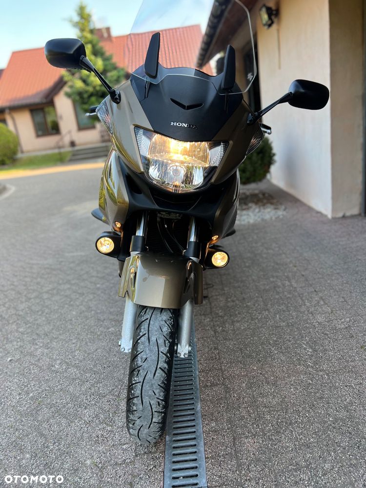 Honda NTV - 15