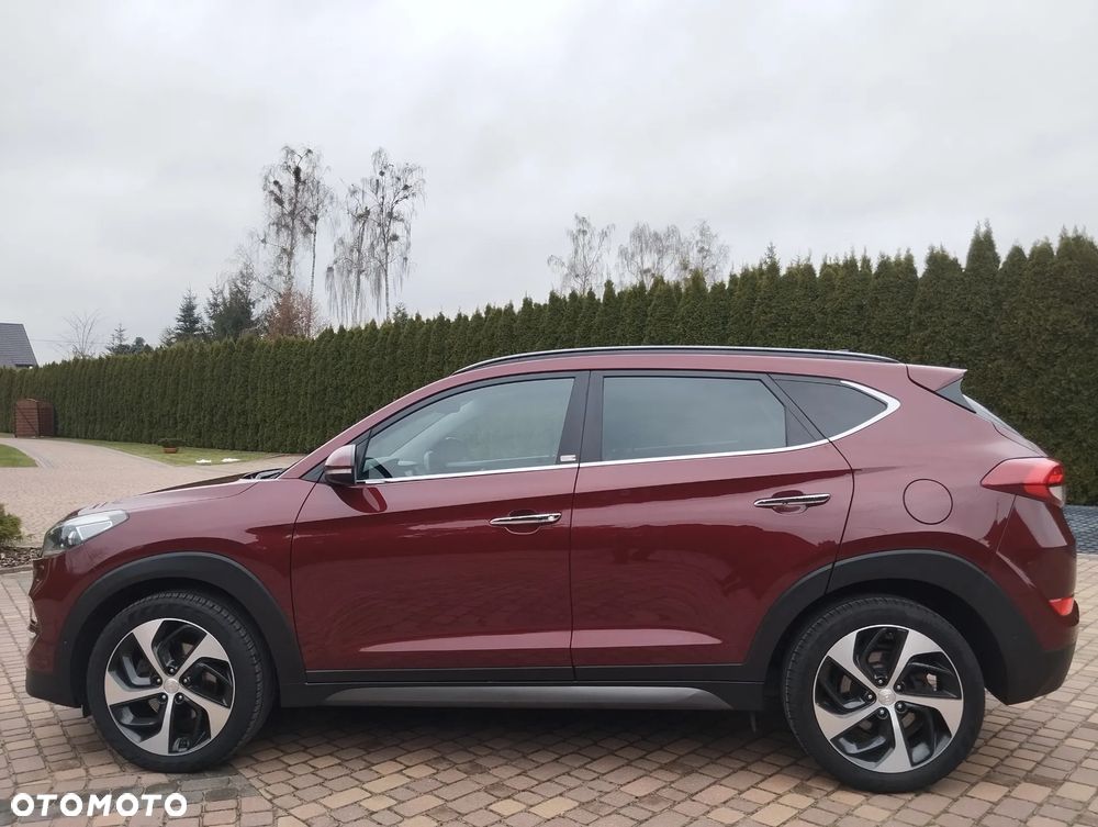 Hyundai Tucson 2.0 CRDI 4WD Automatik Premium - 3