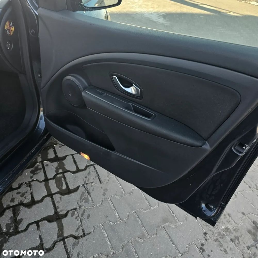 Renault Megane 1.6 16V 110 Paris - 10