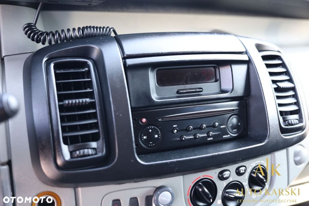 Renault TRAFIC - 22