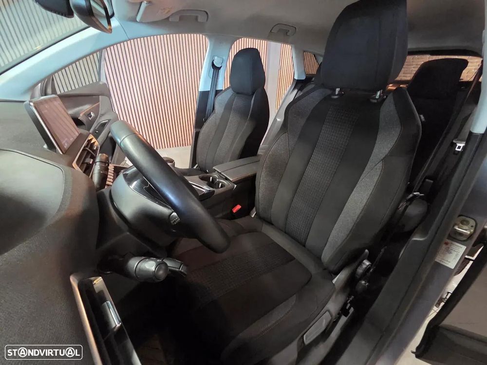 Peugeot 3008 1.5 BlueHDi Active - 3