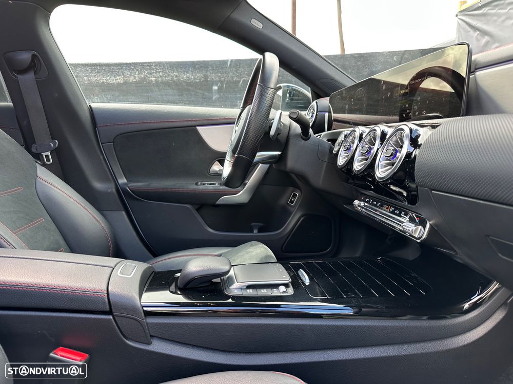 Mercedes-Benz CLA 250 e 8G-DCT AMG Line Advanced Plus - 10