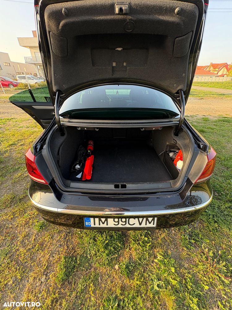 Volkswagen Passat CC 2.0 TDI BlueMotion Technology DSG - 14