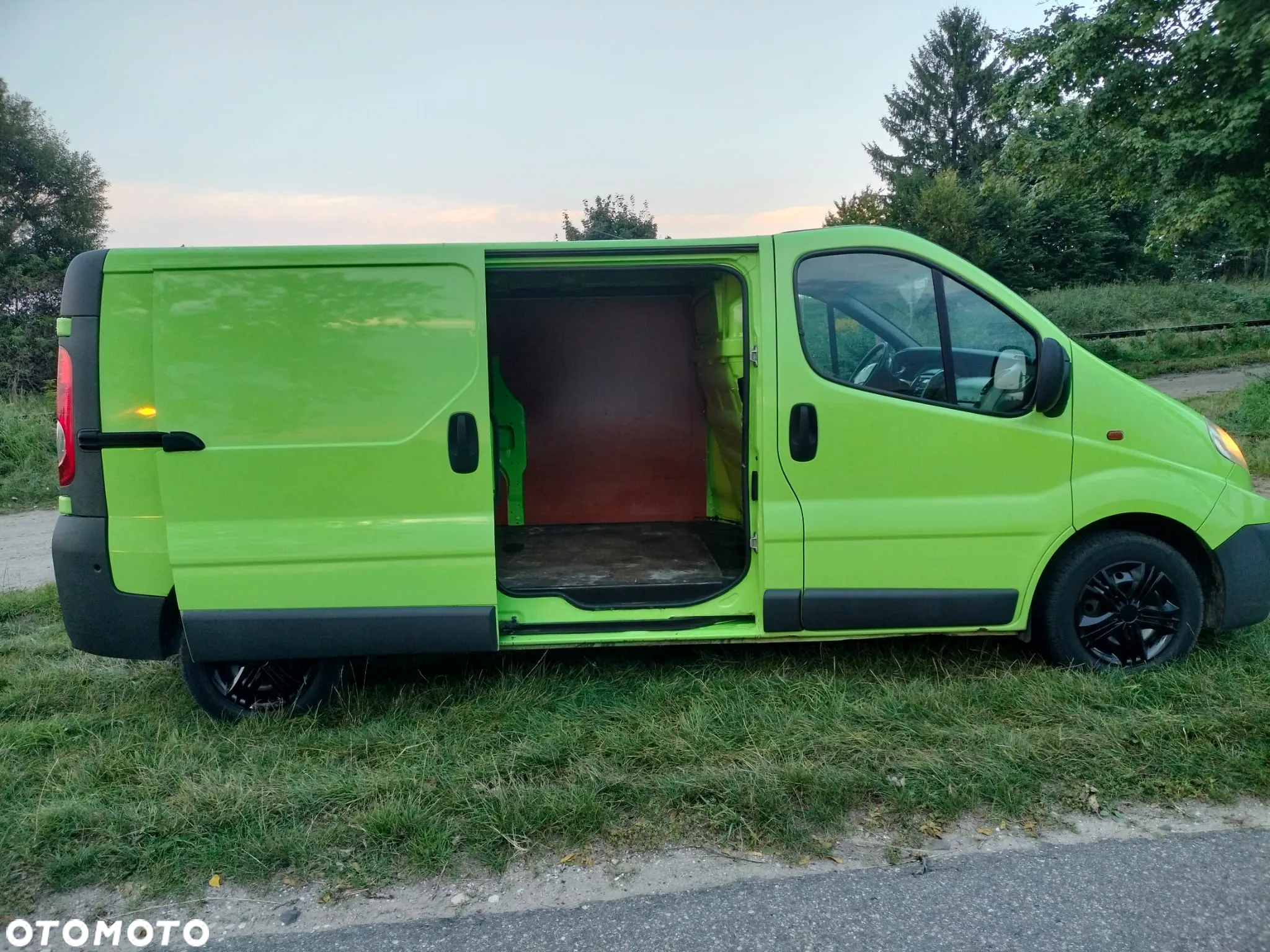 Renault trafic - 10