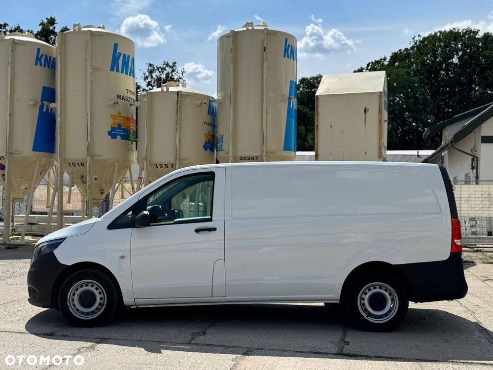 Mercedes-Benz Vito - 10
