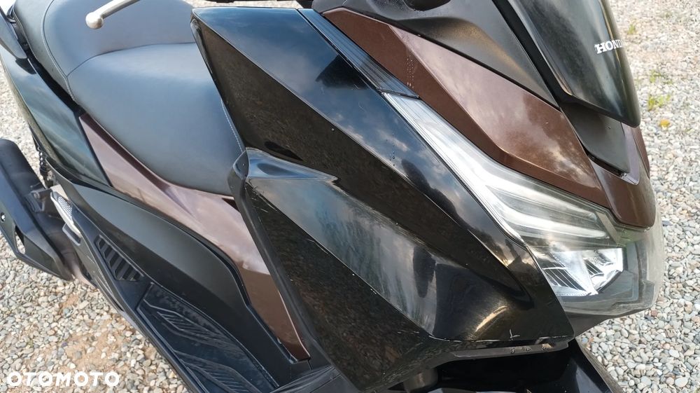 Honda NSS - 16