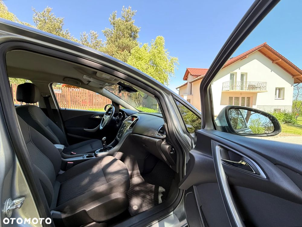 Opel Astra 1.4 Turbo - 23