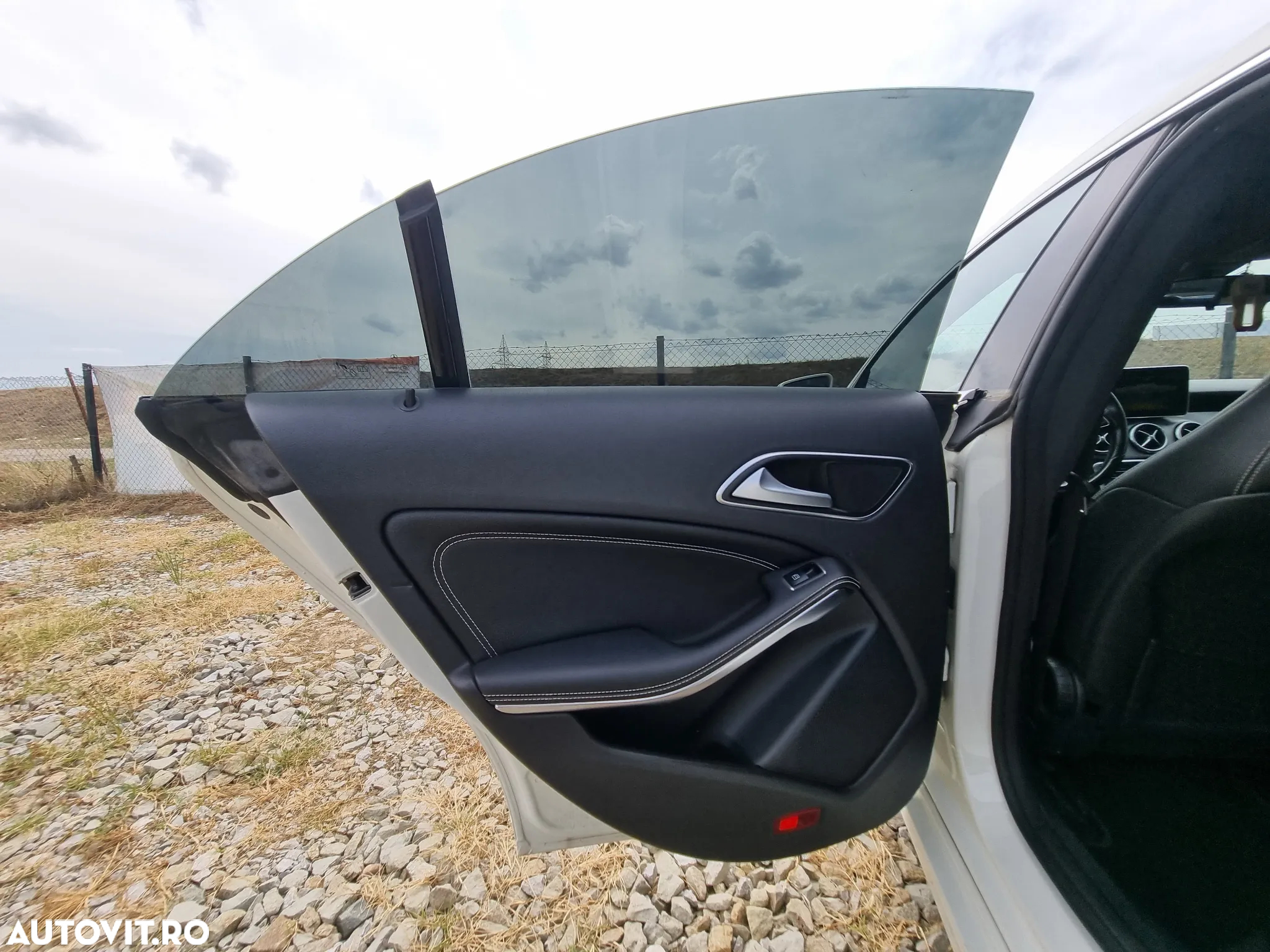 Mercedes-Benz CLA - 30