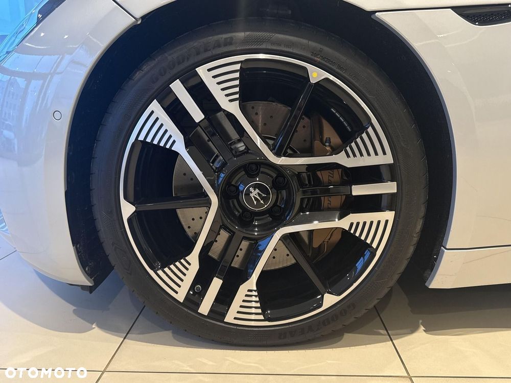 Maserati GranCabrio - 17