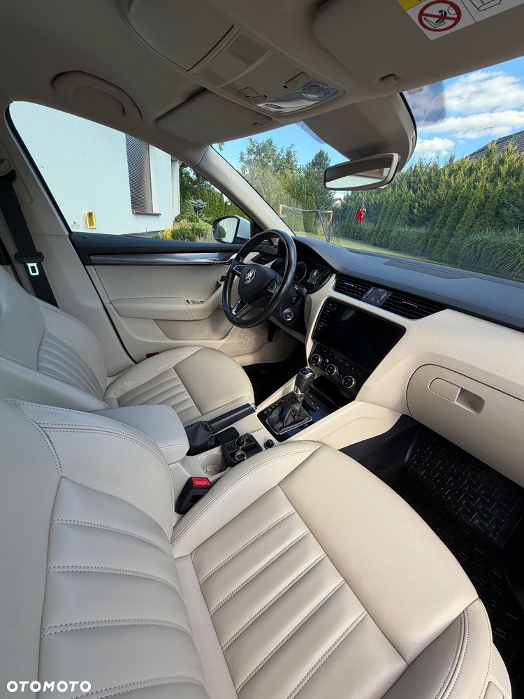 Skoda Octavia 1.6 TDI Drive DSG - 17