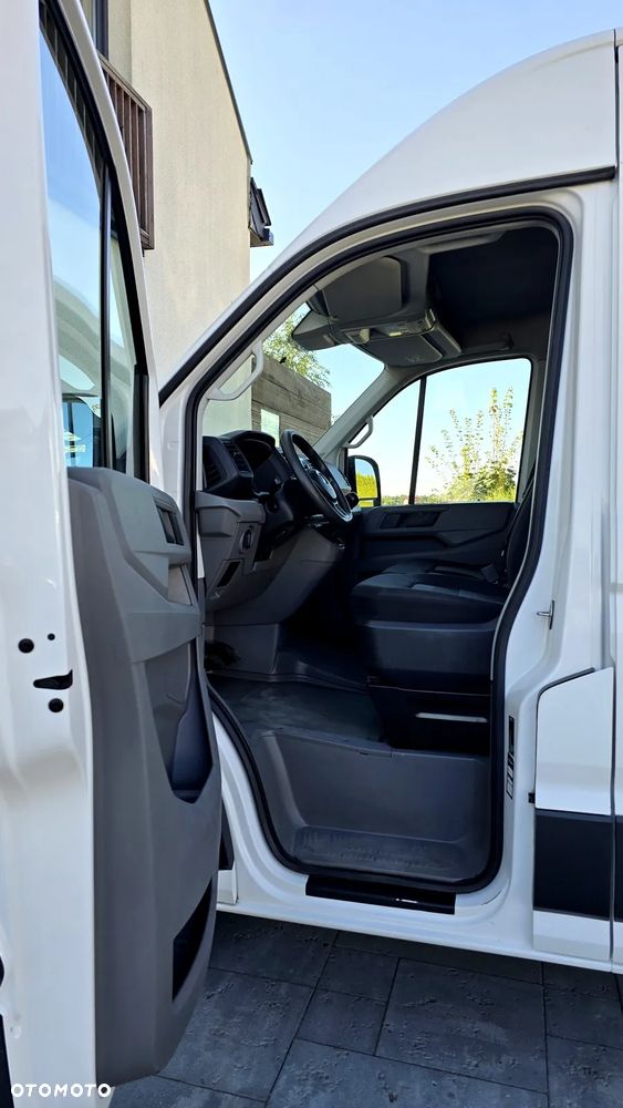 Volkswagen Crafter - 25
