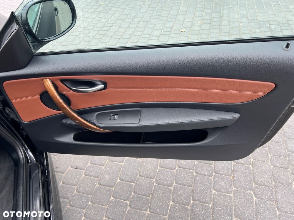BMW Seria 1 123d - 27